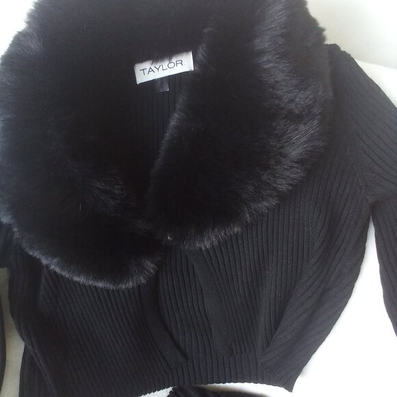 🎀TAYLOR Onyx Mini Sweater Dress w/Faux Fur Collared Cardigan Set  (L) NWT - Picture 8 of 11